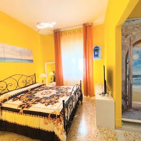 Apartment Happy House 5 Pisa
